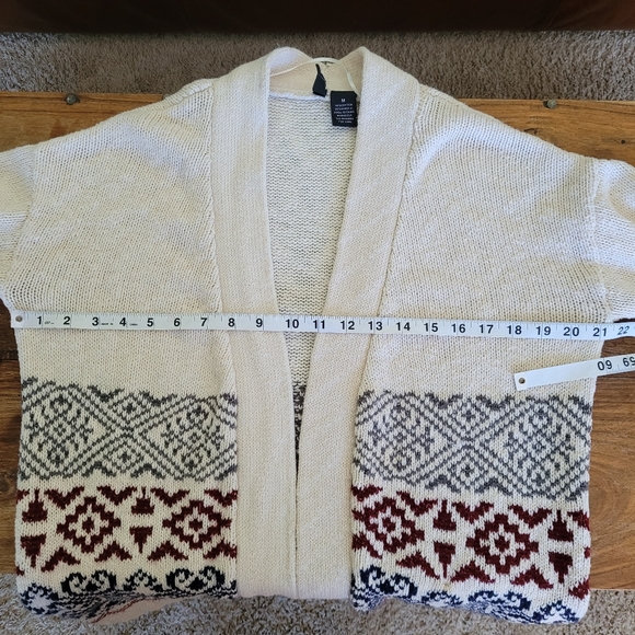 ULTRAFLIRT Open Cardigan Sweater Size M Cream Pockets Southwesten Boho - Picture 4 of 10
